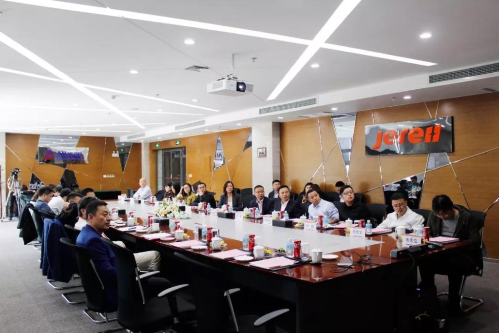 ۽ʮCIǪ ̽Ϣֻת·