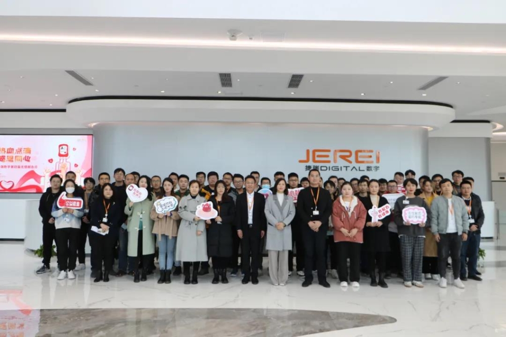 ů밮ͬУֿչĽ޳Ѫջ